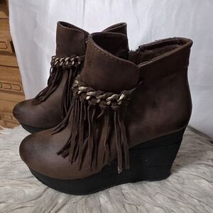 Sbicca/ Brown Fringe Ankle Boots
